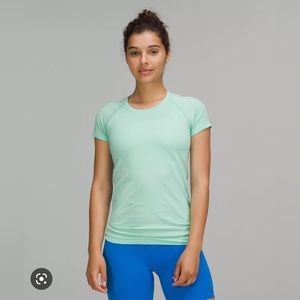 Lululemon Swiftly Tech Short Sleeve Size 6 Wild Mint